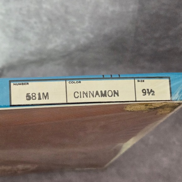 Perfection Seamless Stockings 3 Pair Cinnamon 9.5 100% Nylon NOS - Picture 3 of 4